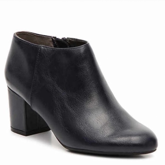 Life Stride navy boots - Picture 1 of 8
